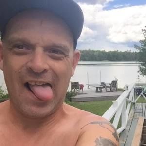 Meet your Posher, Jonathan